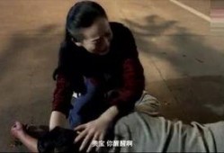 一个男的吃荷兰瓜的视频,男子挑战独特美味，品尝荷兰瓜的独特魅力