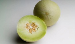 吃白兰瓜的小视频,短视频带你领略夏日清新滋味