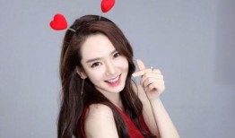 戚薇吃瓜阿姨视频播放全集,揭秘娱乐圈幕后故事，全程笑料不断