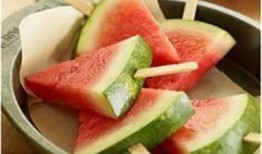 小孩吃瓜怎么切视频教程,儿童专用吃瓜切法教程