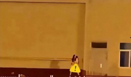 厦门某学院吃瓜视频,校园生活趣味瞬间大揭秘