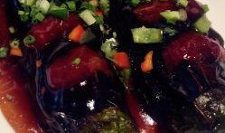 南京美食博主吃瓜视频,跟随博主吃瓜视频解锁地道风味