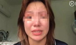 一位女子吃瓜视频