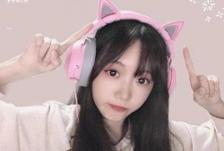 精神小妹吃小瓜视频,趣味横生引网友热议