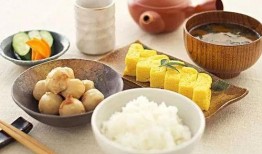 南京美食博主吃瓜视频,跟随博主吃瓜视频解锁地道风味