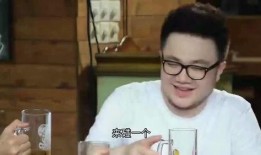 吃瓜视频小伙子