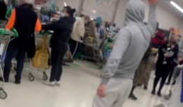 中国最惨吃瓜群众视频,揭秘网络视频背后的心酸故事