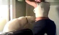 美女跳舞整蛊吃瓜视频,意外整蛊吃瓜群众，笑料百出！