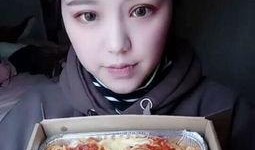 吃哈密瓜的花样视频播放,花样视频教你玩转夏日美味