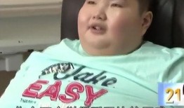 懵懂的吃瓜小男孩视频播放,揭秘校园生活趣味瞬间