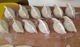 吃角瓜蒸饺子视频,传统美味，蒸出家的味道