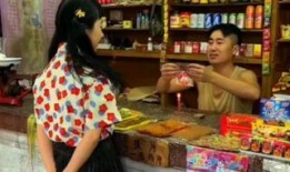 小卖部胖哥吃瓜视频下载,揭秘小卖部里的趣味瞬间